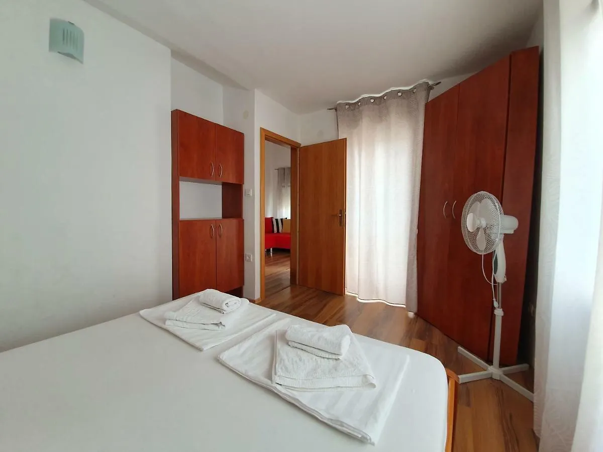 Apartment Marta Pag Town